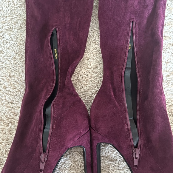 Velvet thigh-high boots - FashionNova - Picture 6 of 7